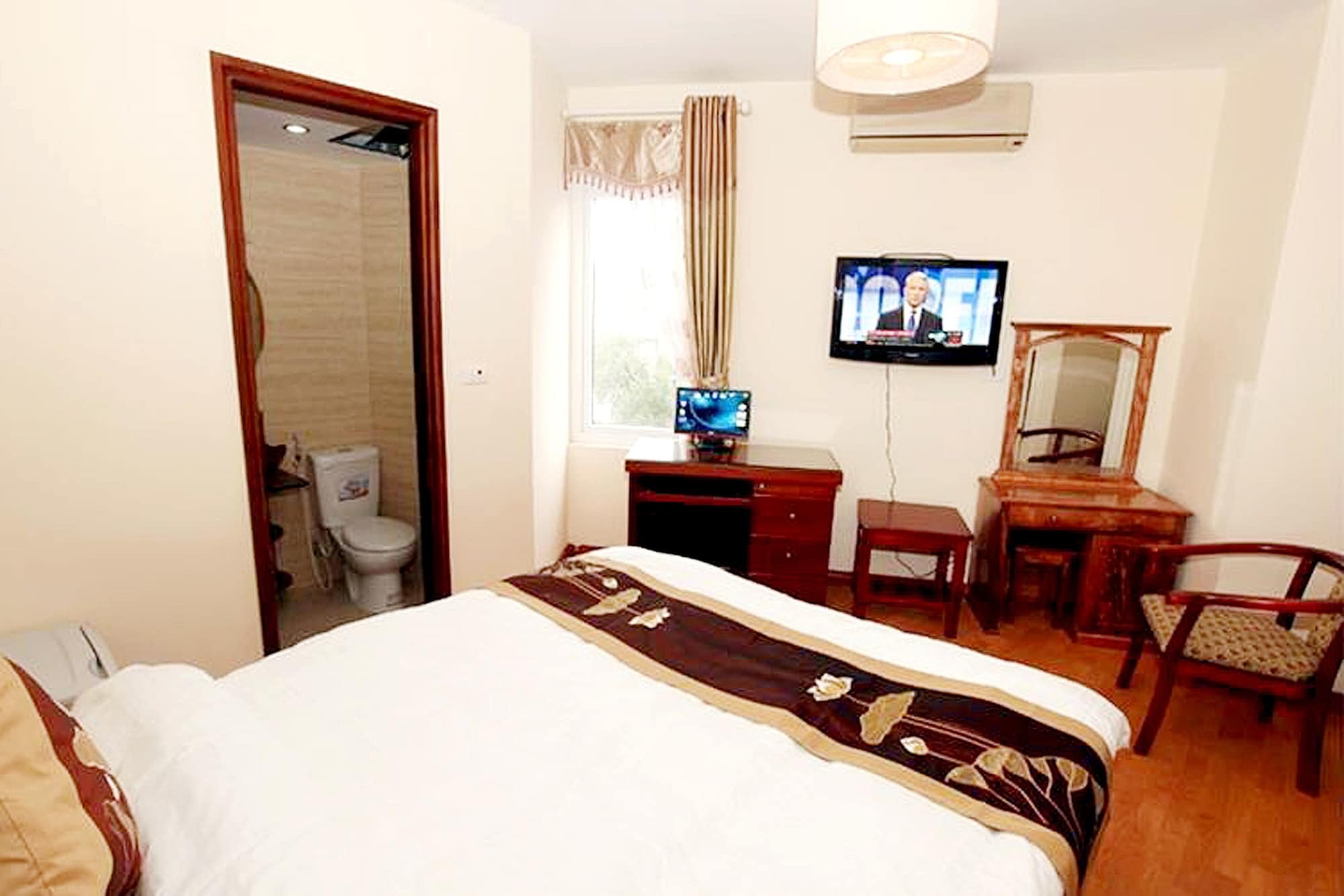 Sunflower Hotel & Travel ฮานอย ภายนอก รูปภาพ